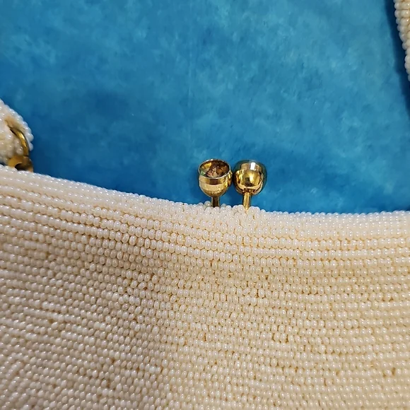 Elegant Cream Beaded Clutch - Picture 7 of 16